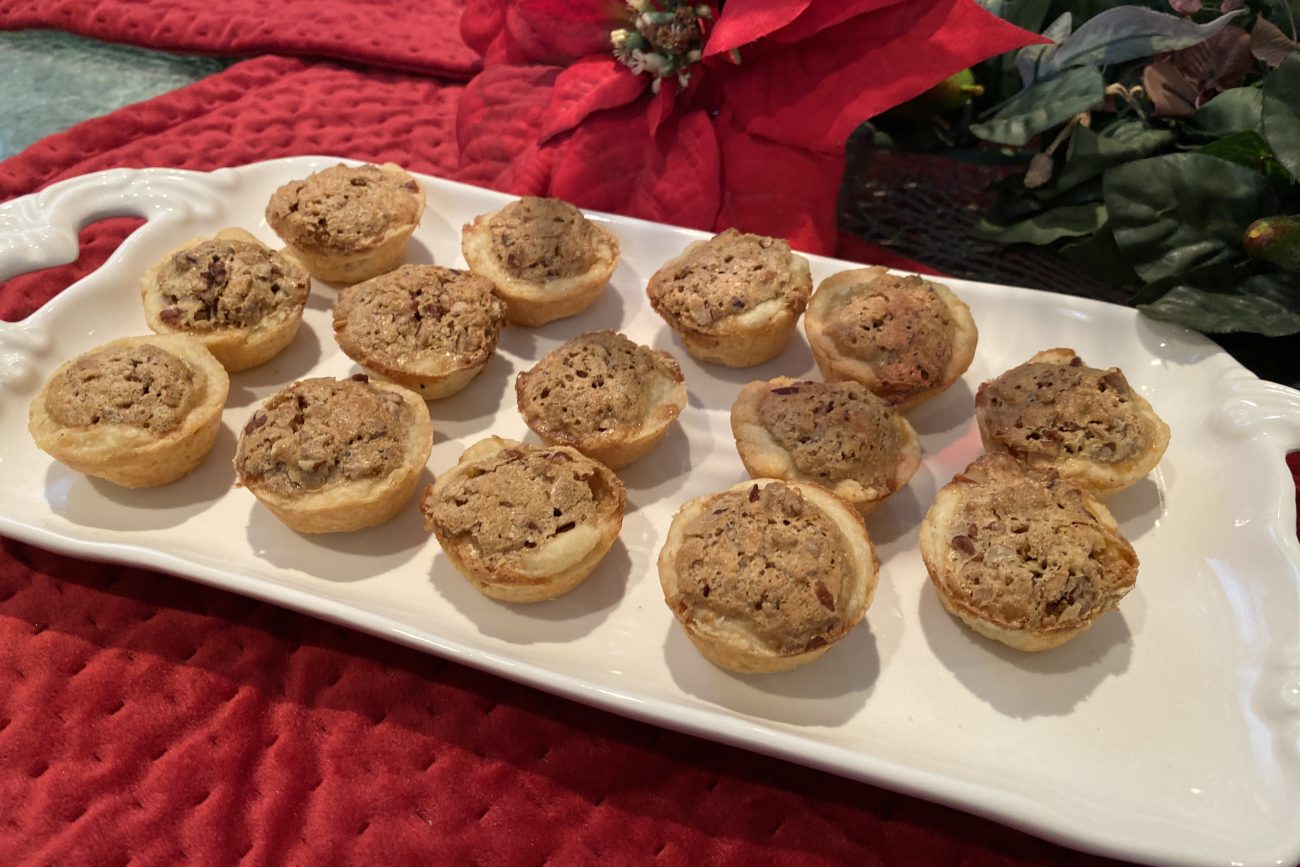 pecan tassies recipe chirstmas cookie recipe - holiday cookie recipe