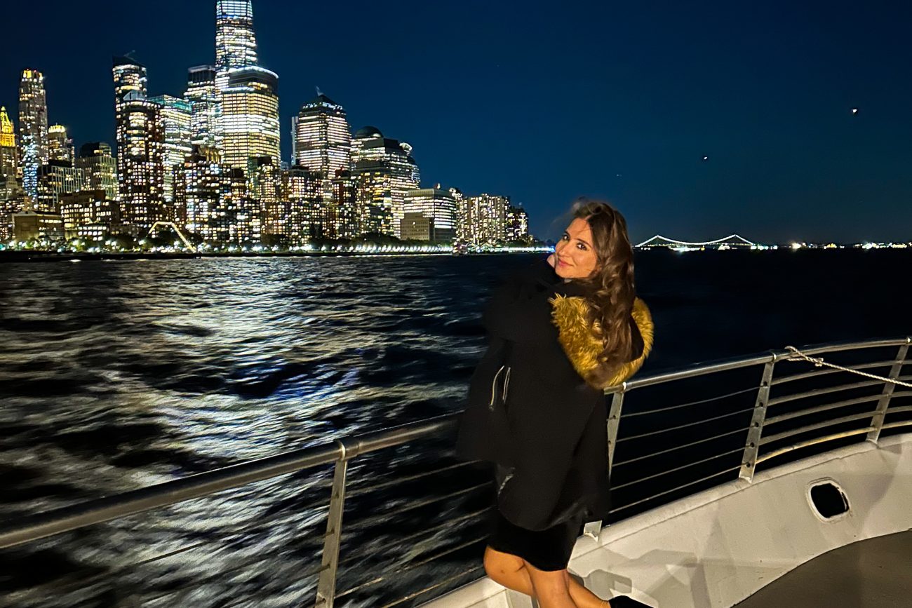Bateaux Dinner Cruise NYC
