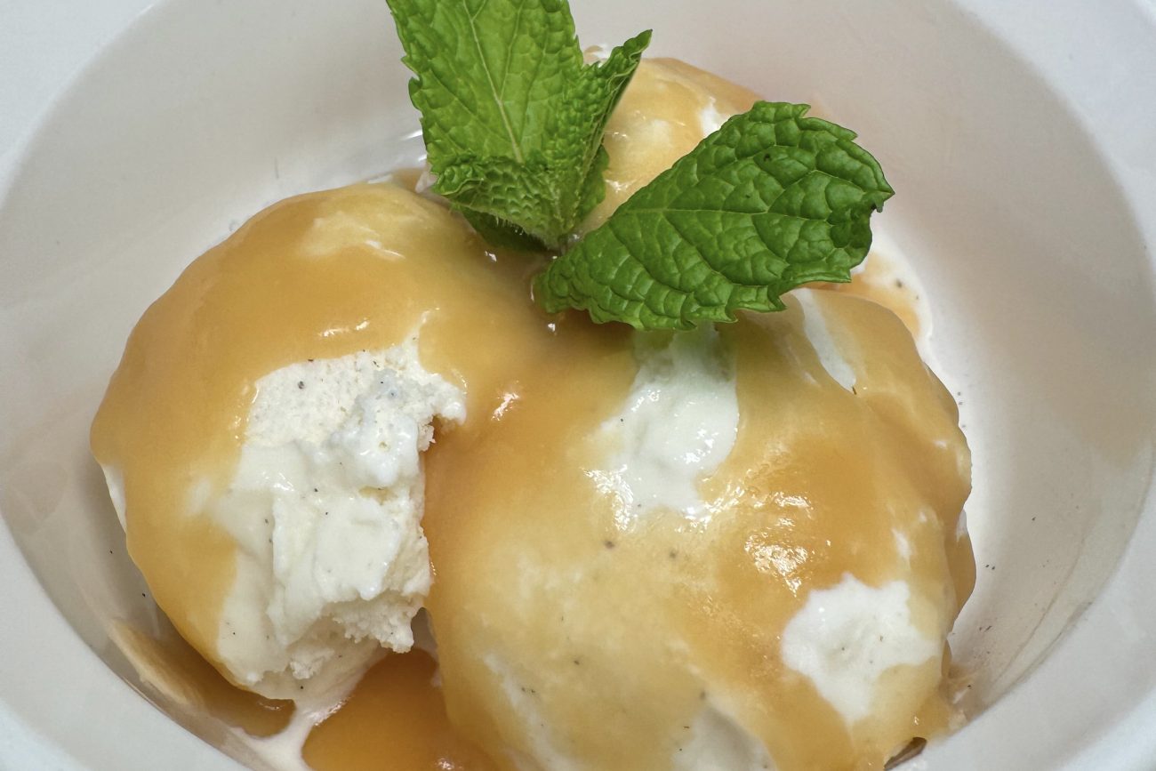 ice cream with bourbon butterscots cauce- steakhouse recipes