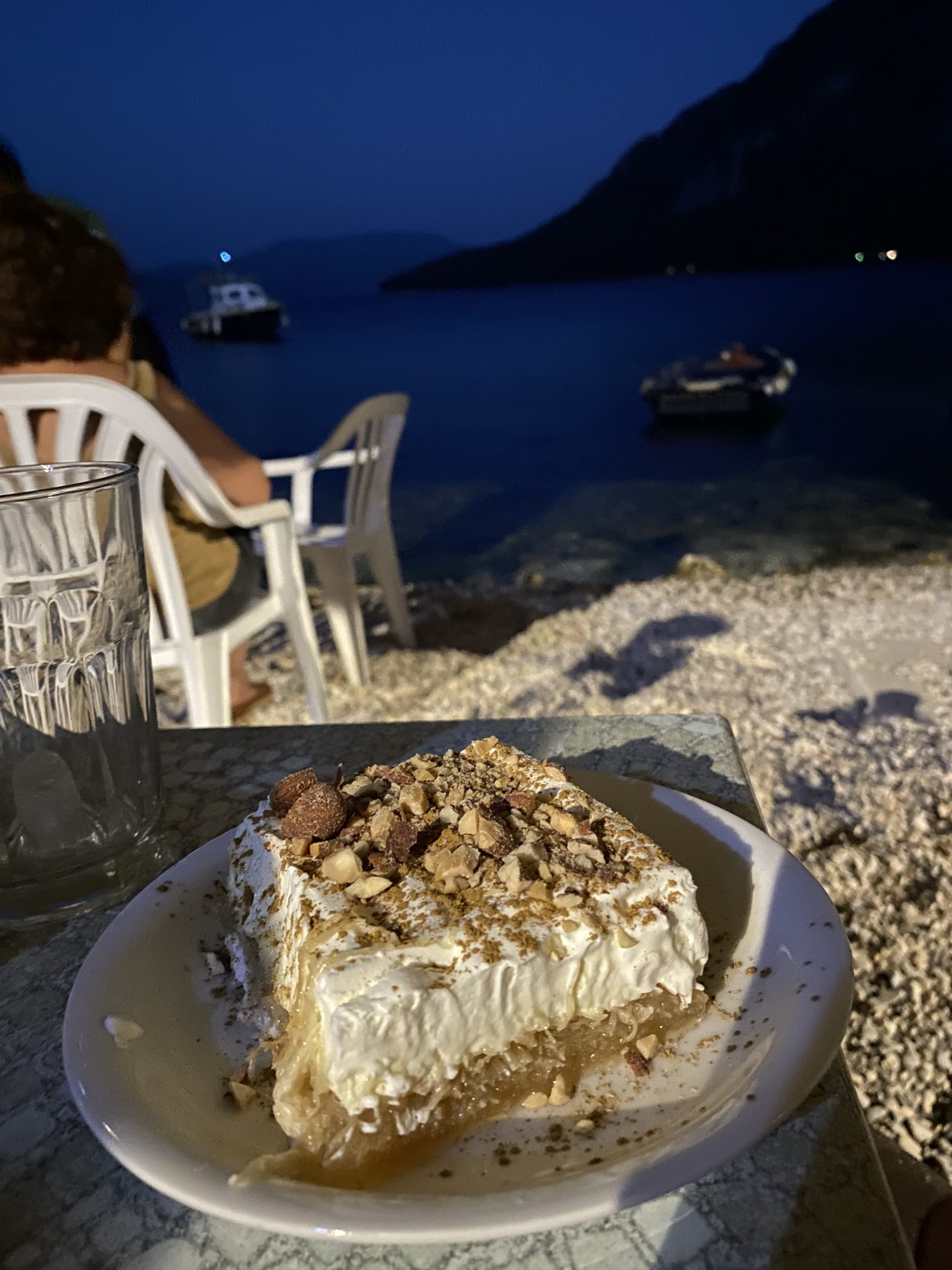 mytika food and dessert