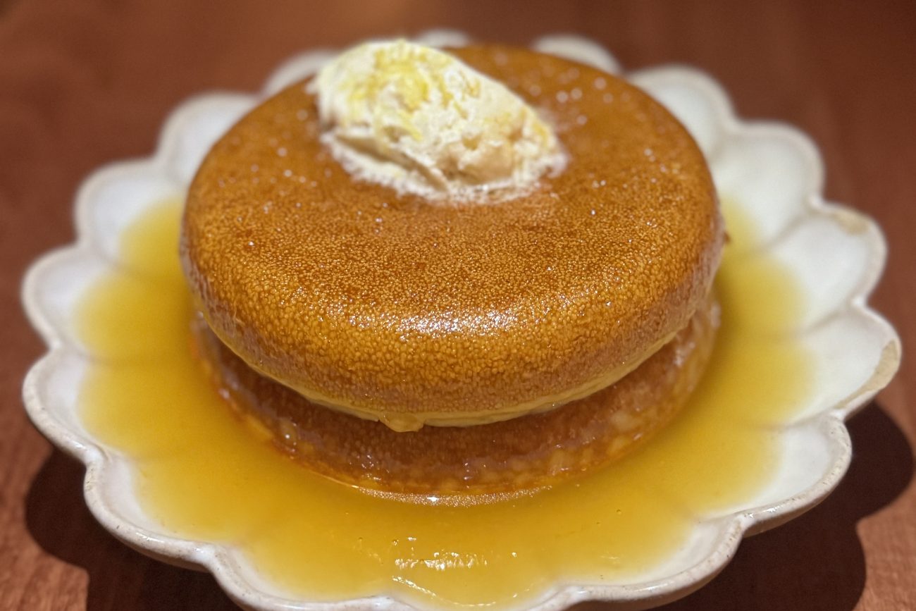 honey butter pancakes , golden hof , golden diner - viral pancakes nyc - where to eat in nyc - nyc eats