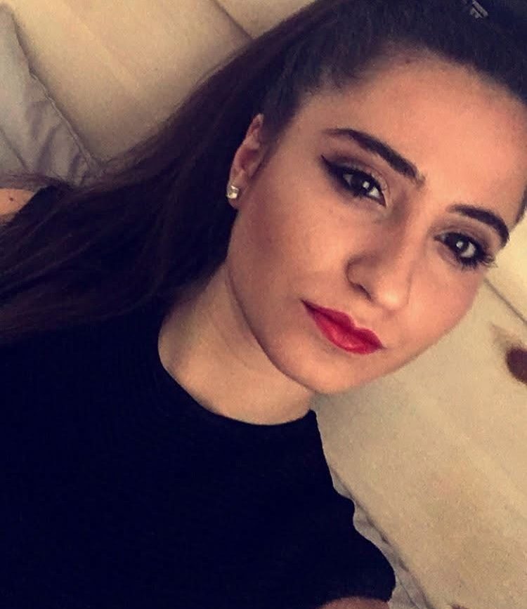 2016 makeup revival bold red lip and winged liner 